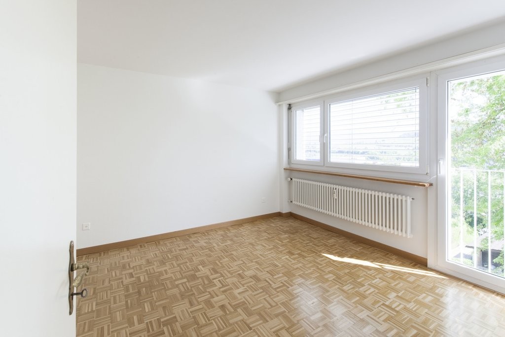 Appartement 3.5 pièces à Spreitenbach 8957